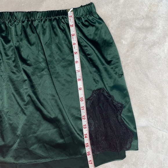 Green Silk Mini Skirt - Picture 5 of 5
